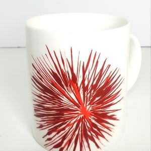 Starbucks 2014 Red Christmas Starburst Flower Coffee Mug Tea Cup‎ 12oz. White